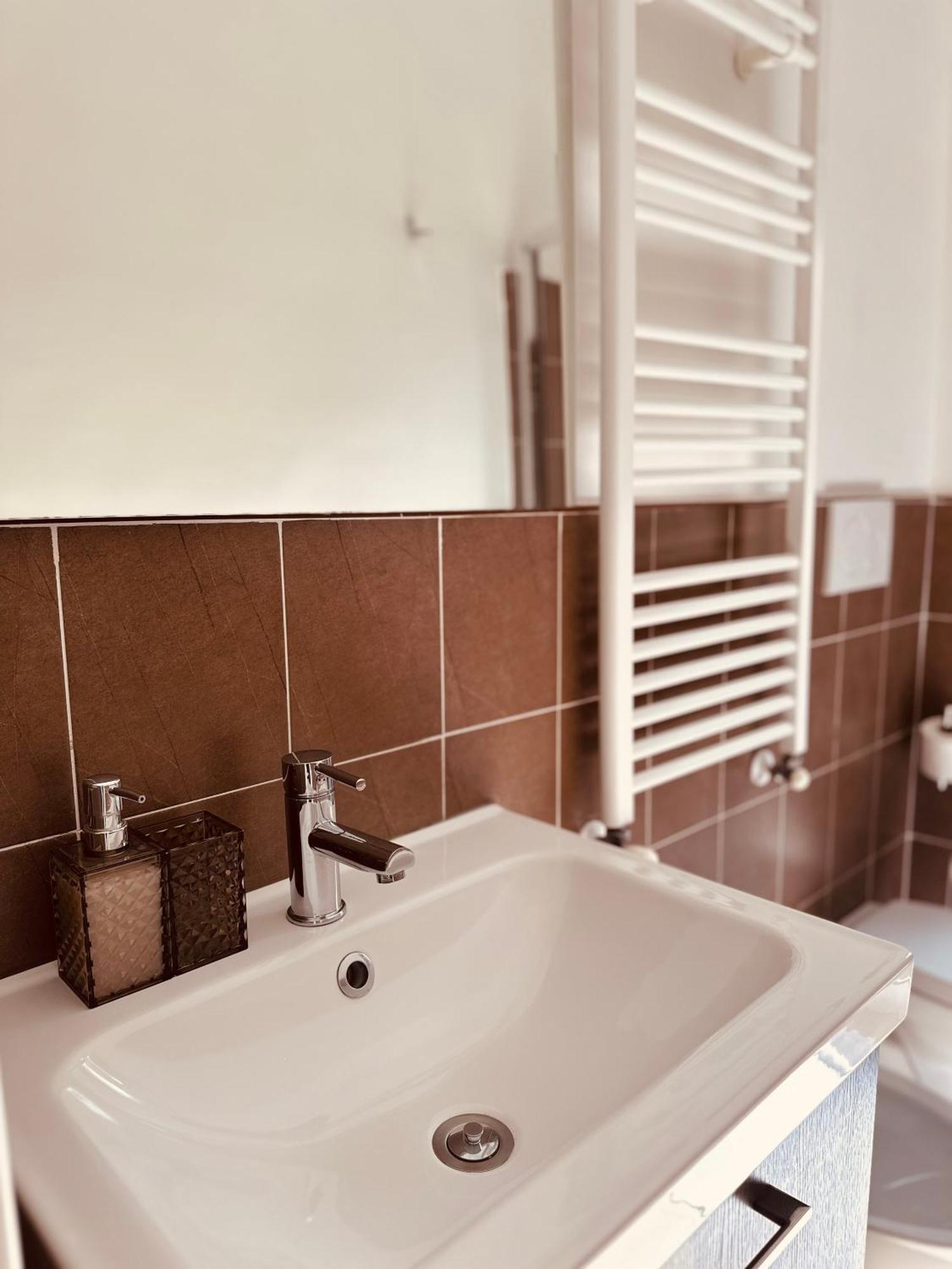 Saint George'S House 4 Bari Apartment Ngoại thất bức ảnh